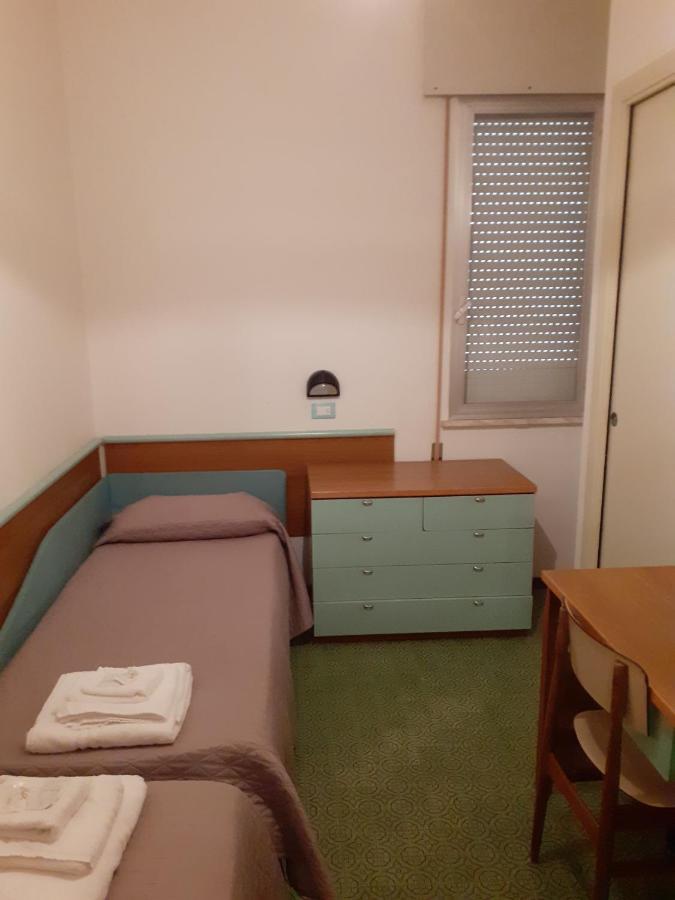 Hotel Solaria マリーナ・ロメア エクステリア 写真