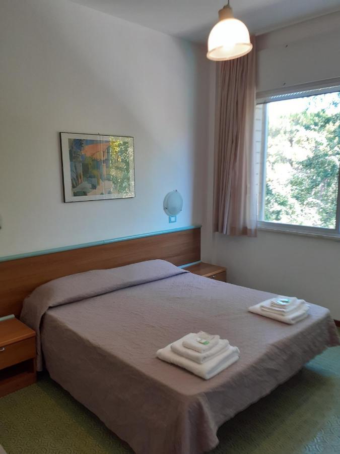 Hotel Solaria マリーナ・ロメア エクステリア 写真