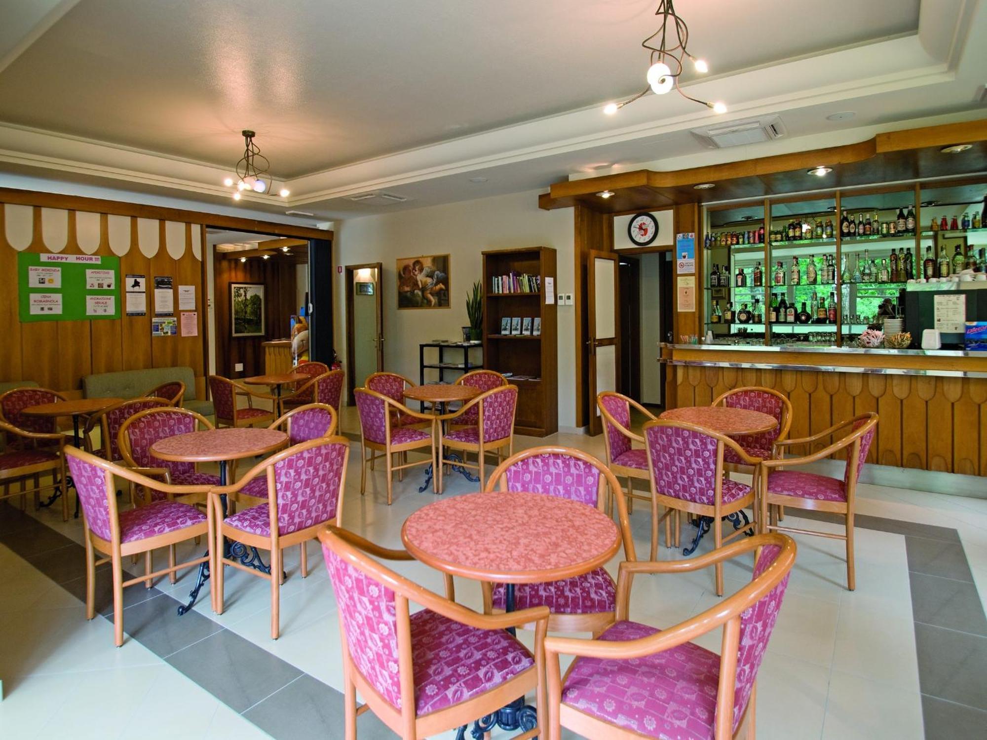 Hotel Solaria マリーナ・ロメア エクステリア 写真